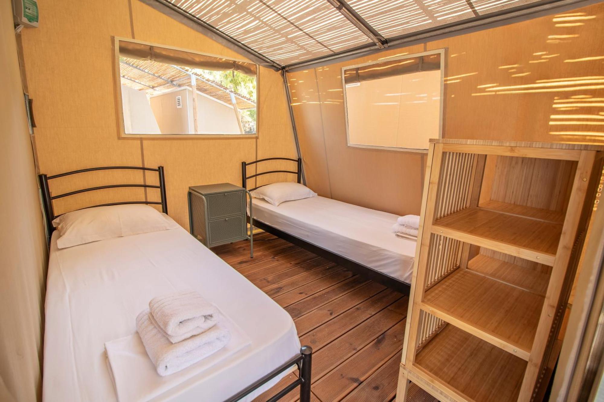 Armenistis Camping & Bungalows Sarti Værelse billede