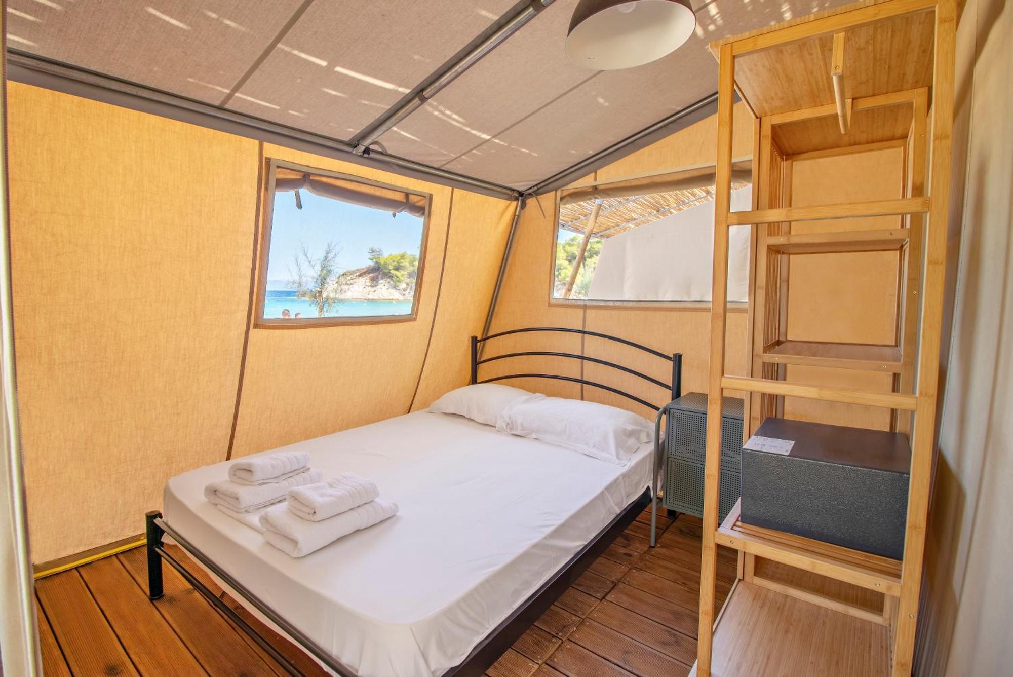 Armenistis Camping & Bungalows Sarti Værelse billede