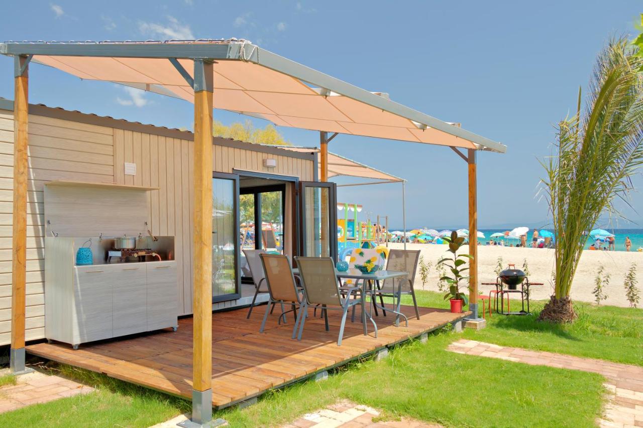 Armenistis Camping & Bungalows Sarti Eksteriør billede